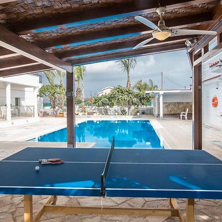 Papas Family Villa 파라림니 외부 사진