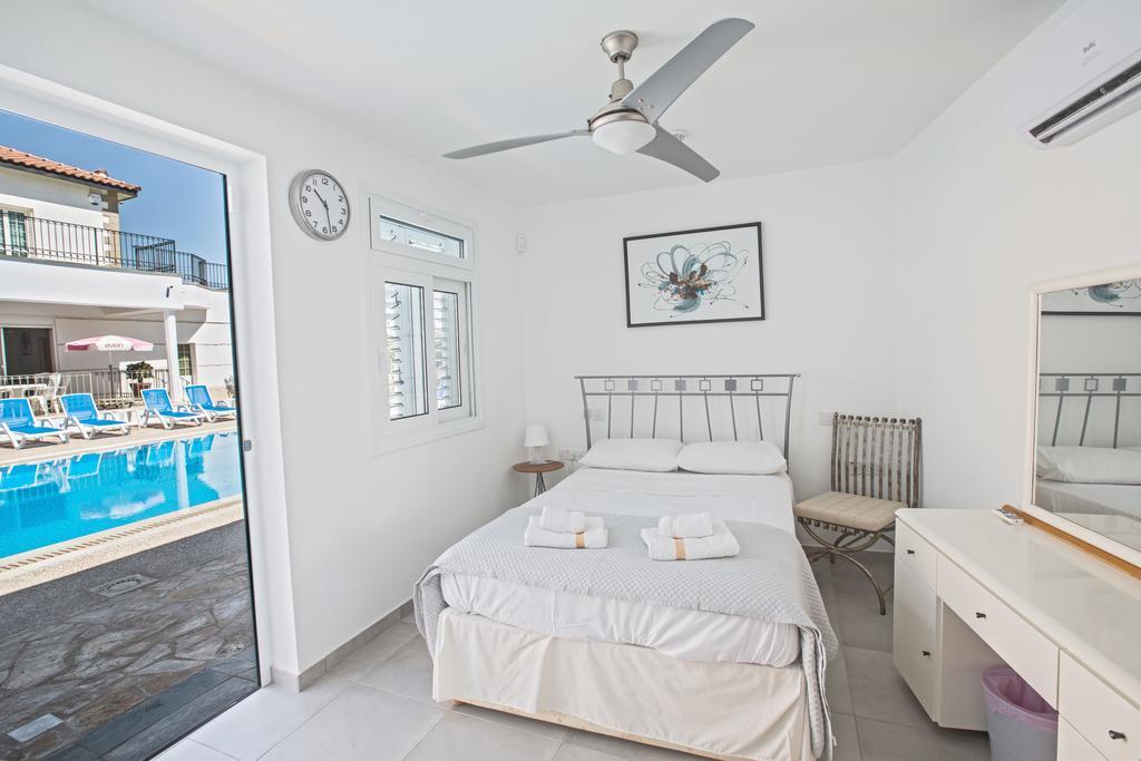 Papas Family Villa 파라림니 외부 사진