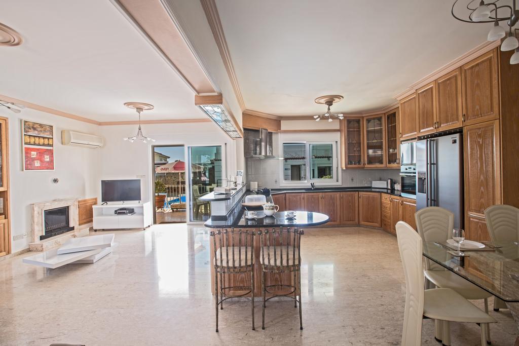 Papas Family Villa 파라림니 외부 사진